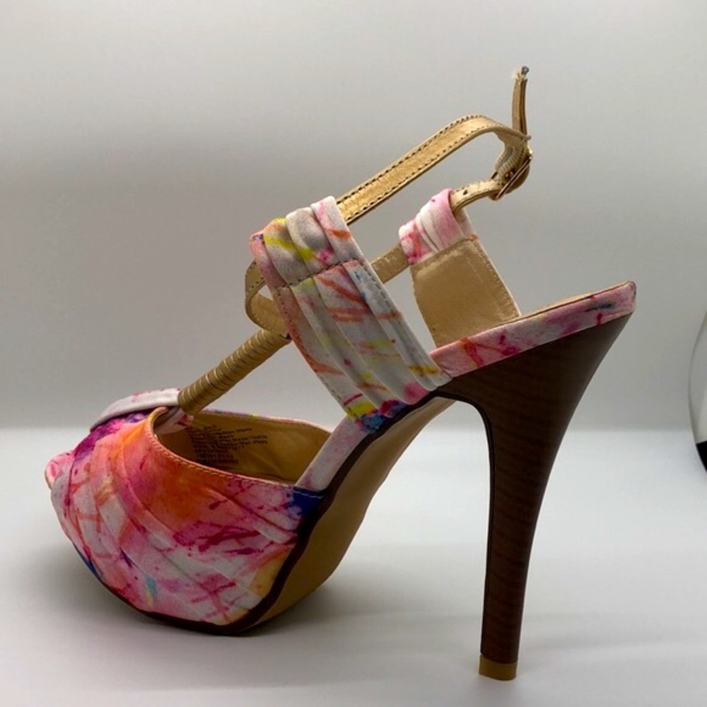 Gorgeous Multi-Color Heels - Picture 3 of 15